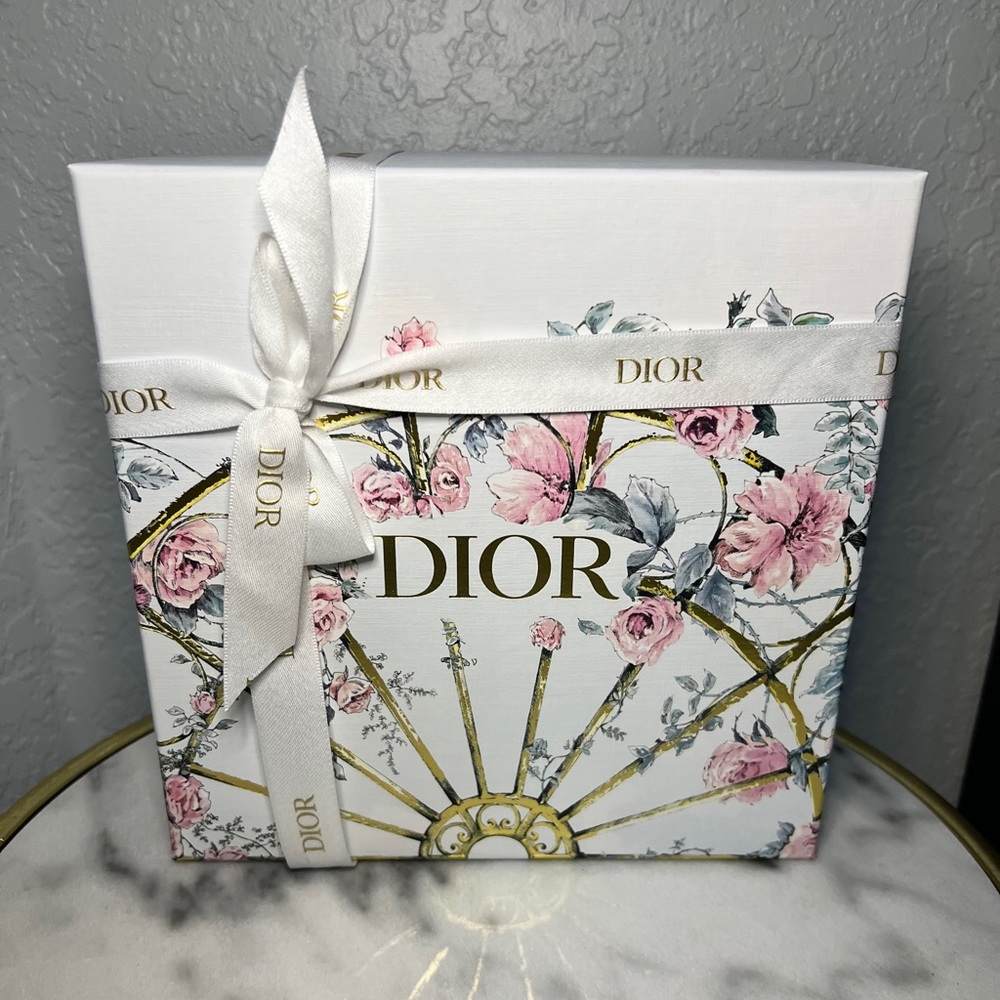 DIOR Granville White & Gold Floral Limited Edition Empty Gift Box - Picture 2 of 6